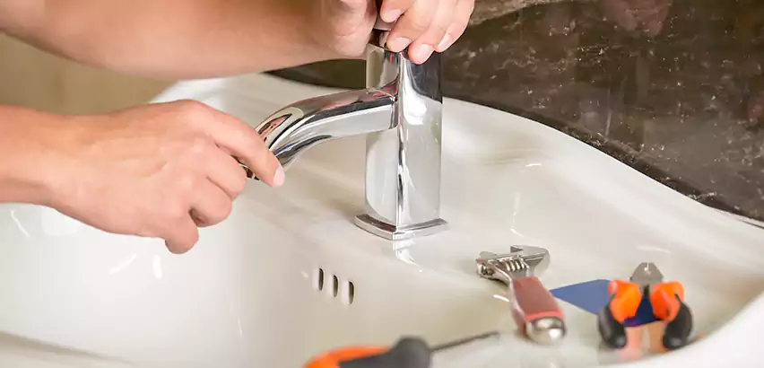 Bathtub Faucet Replacement in Mount Prospect